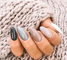 Edgy Nails, Simple Acrylic Nails, Fall Acrylic Nails, Almond Acrylic Nails, Short Acrylic Nails Designs, Dipped Nails, Dream Nails, Fire Nails