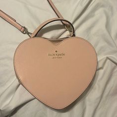 Brand New Light Pink Kate Spade Heart Shaped Bag Kate Spade Heart Purse, Burgundy Purse, Kate Spade Heart, Heart Purse, Heart Shaped Bag, Pink Kate Spade, Kate Spade Cameron Street, Kate Spade Bag Crossbody, Kate Spade Purse