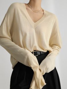 Wool blend knit in silky finish. Long oversized sleeves and deep V-neck. Ribbed neckline. Model is in MINUSEY ONE SIZE. ✔️ Free worldwide express shipping over $100✔️ Loved by 6,500+ customers✔️ Limited edition collections, maximum style⠀⠀⠀⠀⠀⠀⠀⠀⠀Stay ahead of the trend with can’t-find-anywhere-else staples. Your closet will thank you 💕* MINUSEY ONE SIZE = EU 34-38, US 2-6* 40% Wool / 10% Cashmere / 50% Acrylic* Dry clean* Made in Korea - Model Height: 172cm/5'7" (US2, EU34) Oversized Sleeves, Waiting List, Ribbed Neckline, The Trend, Long Sleeve Knit, Deep V Neck, Model Height, Deep V, Wool Blend