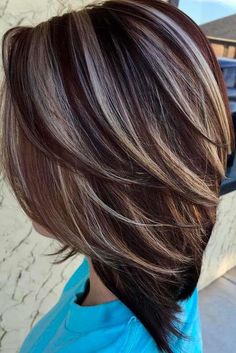 Highlights For Dark Brown Hair, Rambut Brunette, Brunette Hair With Highlights, Hair Color Highlights, Penteado Cabelo Curto, Hair Color And Cut, Brown Hair With Highlights, Dark Brown Hair, Ash Blonde