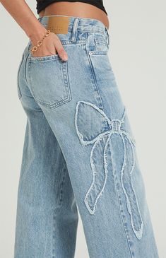 Casey Light Indigo Bow Low Rise Baggy Jeans Low Rise Baggy Jeans Outfit, Bow Jeans, Baggy Jeans Outfit, Low Rise Baggy Jeans, Stylist Outfit, Cute Jeans, Jeans Kids