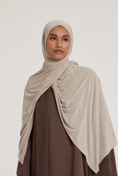 scarf premium jersey collection pearl Hijab Fashion Summer, Jersey Collection, Jersey Hijab, Ootd Inspo, Instagram Design, Fashion Summer, Summer Fashion, Ootd