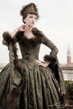 Mideval Dress, Court Gown, Steampunk Mode, Georgian Dress, Elizabethan Costume, Russian Dress, Portfolio Pictures, Rococo Dress, Rococo Fashion