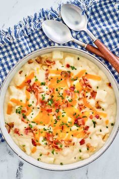 baked potato soup with bacon and cheese in a bowl