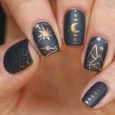 Do you need a hand finding the best matte nail designs for fall and winter? We've come up with a few that we think you're going to love - come take a peek! Galaxy Nail, Galaxy Nail Art, Witchy Nails, Galaxy Nails, Matte Nails Design, Best Nail Art Designs, Unique Nails