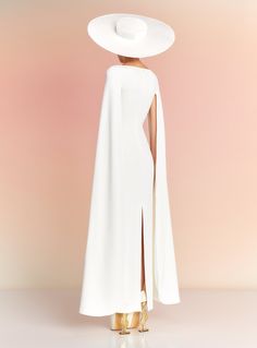 Mother Of Bride Outfits, Solace London, White Hot, Glam Dresses, Shades Of White, Guy Pictures, Red Carpet Fashion, Evening Wear, Evening Gowns