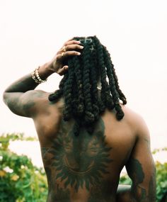 Black Man With Tattoos, Loc Styles For Men Long, Thick Locs Styles, Locs Hairstyles Men, Braided Dreads, Locs Aesthetic, Man With Dreadlocks, Lock Hairstyles, Locs Men