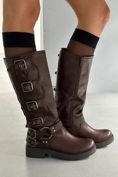 Buckle Boots Outfit, Mid Calf Boots Outfit, Moto Boots Outfit, Brown Biker Boots, Brown Mid Calf Boots, Buckled Boots, Boots With Buckles, Summer Boots, Faux Leather Dress