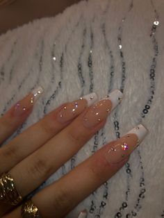 Sparkle French Tip Nails Coffin, Nail Inspo Cute Aesthetic, Aesthetic Ballerina Nails, French Nail Sparkle, Cute Fancy Nails, Sparkle Aesthetic Nails, Rebelde Inspired Nails, Black Silver French Tip Nails, Oval Shaped Nails Designs Classy