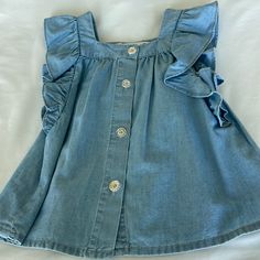 Chambray Girls Shirt With Daisy Buttons. Brand New With Tags And Never Worn Or Used. Soft And 100% Cotton. Size 2-3 Years Daisy Shirt, Zara Brand, Girls Shirt, Zara Shirt, New Girl, Shirts For Girls, Chambray, Kids Shirts, Shirts Tops