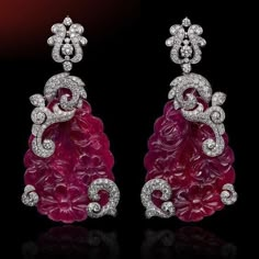 Unique Diamond Earrings, Ruby Earring, Bijoux Art Deco, Carving Stone, Jewelry Design Drawing, Jewelry Photoshoot, Ruby Earrings, Ruby Jewelry, Jewelry Design Necklace