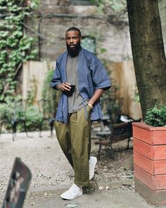 Evening coffee anyone? #stylesbyslimster • Synopsis: the jinbei is from @mujiusa and the pants are @musinsa.official and the basic tee and sneakers by @allsaints • • #menswear #mensfashion #summerfits Creative Director Outfit, Desert People, Hot Day Outfit, Hipster Outfits Men, Evening Coffee, Teacher Fits, Black Outfit Men, Copenhagen Street Style, Coffee Outfit