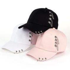 Cap For Girls Style, Hats Fitted, Tas Gucci, Moda Kpop, Topi Snapback, Stylish Caps, Trendy Hat, Iron Ring, Cap Hats