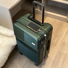 Color: green Premium Luggage, Stylish Luggage, Lightweight Suitcase, Luggage Sizes, Carry On Suitcase, Light Pull, Suitcase Traveling, The Order, Caster