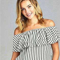 Off Shoulder Striped Top New Black/ White Stripes New Boutique Item Trendy White Daytime Blouse, Chic Black And White Spring Blouse, Black And White Summer Tops For Day Out, Black And White Tops For Summer Day Out, Trendy White Top For Daytime, Black And White Short Sleeve Top For Spring, Black And White Summer Tops, Black Collared Shirt, Ribbed Halter Top