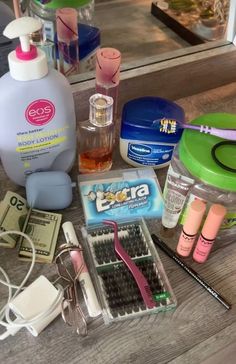 Baddie Essentials, Girly Items, Pretty School Supplies, Hygiene Products