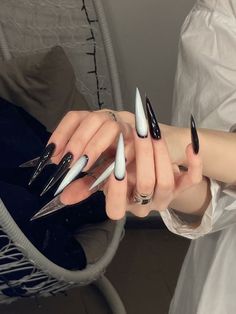 Black And White Nails, Hippie Nails, Gothic Nails, Anime Nails, Studded Nails, Glow Nails