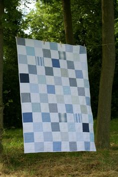 old shirts quilt | made using men's shirts | Mrs. Quilts a Lot | Flickr Dress Shirt Quilt Mens, Pillows From Shirts, Memory Quilt Patterns, Quilt Patterns For Men, Quilts From Shirts, Quilts For Men, Memory Shirt, Shirt Pillows, Knitting Quilt