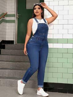 Azul lavado oscuro Casual Collar sin mangas Mezclilla Liso  Embellished Estiramiento medio Overall Jeans Outfit, Overall Fits, Bib And Brace Overalls, Event Attire, Denim Dungaree, Jump Suits, Aesthetic Summer Outfits