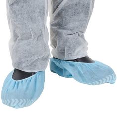 Keep your employees' footwear clean while simultaneouly protecting delicate flooring and carpeting from outdoor contaminants with this blue disposable shoe cover with non-skid bottom. Made of standard weight polypropylene, this XL shoe cover offers ample shoe protection from food particles, dirt, and grime often found in cafeterias and dishwashing areas. It is also an ideal option for hospitals and clinics since it keeps any impurities found on shoes from coming in contact with sanitized areas. New Yeezy Shoes, New Yeezys, Volleyball Bag, Industrial Clothing, Boot Covers, Shoe Cover, Plastic Shoes, Protective Clothing, Shoe Covers