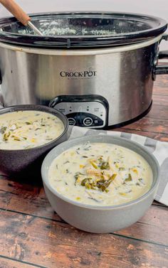 Transform your favorite dip into a hearty, creamy Crock Pot Chicken Spinach and Artichoke Soup that’s perfect for busy days and big appetites! This delicious slow cooker soup is loaded with chopped spinach, artichoke hearts, cream cheese, mozzarella, parmesan and shredded chicken breasts all in a creamy and flavourful broth.