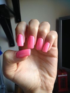 Summer claws! Neon pink, long and square. Toe Nails, Pink Nails, Coffin Gel Pedicure Ideas Toenails, Gel Pedicure Ideas, Square Tip Nails, Wedding Nail Polish, Solar Nails, Eagle Talon, Gel Pedicure, Pedicure Ideas