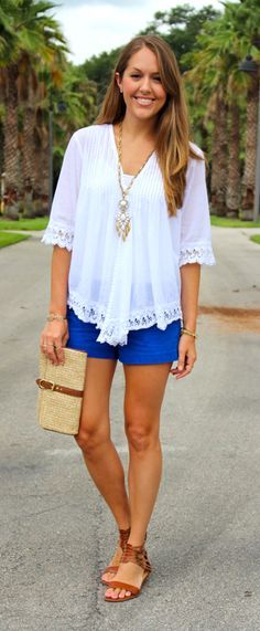 Casual outfit with cobalt shorts Blue Shorts Outfit, Shorts Outfit, Stitch Fix Stylist, Trending Today, Womens Clothing Stores, Looks Style, Spring Summer Outfits, Blue Shorts, Bright Blue