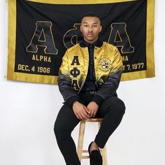 -Old Gold Fade To Black -Satin Material -Black Knit Ribbing -Black 100gram Filling Quilted Lining -Embroidered Applique Logos -Licensed Alpha Phi Alpha Fraternity, Inc. Product -See Size Chart Below