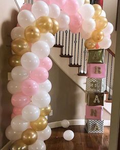 Baby Shower Balloon Decorations, Deco Ballon, Girls Games, Anniversaire Diy, Ideas Baby Shower, Unicorn Baby Shower, Simple Baby Shower, Girl Baby Shower Decorations