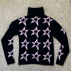 Worn Once Perfect Moment Star Dust Ski Sweater In Excellent Condition Star Dust, Ski Sweater, Pink Star, Pink Stars, Perfect Moment, Stardust, Colorful Sweaters, Sweater Top, Skiing