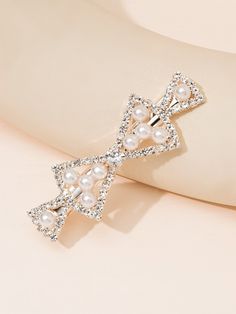 Silver Glamorous   Rhinestone  Alligator Hair Clip    Women Accessories Kawaii Hair Accessories, Kawaii Hairstyles, Girls Stuff, Bow Hair Clip, Bow Accessories, Hair Accessories Gift