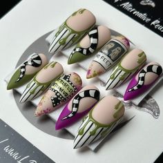 Welcome to LD Nails!  Hi, I'm Bur and I'll be your long distance nail ghoul 😜 Read on for the obligatory written description of what you see in the pictures, plus some other important stuff..  🖤 One set of 10 REUSABLE Press On Nails 🖤     🖤 Made to order in your shape & size 🖤  BG 3D: fully hand painted set with spooky French tips and tons of 3D elements! The w0rms, Drips & Sign are all 3D/Raised, created with Vo. Tino 3D Gelly. The N0 F33t photo is also 3D AND thermal! It "develops" with the heat from your finger! It will appear black when cold, and when it warms up it reveals the ghosts in the photo.  There is A LOT of work that goes into this set, it is priced accordingly.  ‼️‼️ This set is recommended for medium length nails and up. If you order in an X-Short or Short length, AND/ No Feet Beetlejuice, Beetlejuice Nail Designs, Beetlejuice Nail Art, Ongles Goth, Beetlejuice Nails, Etsy Nails, Horror Nails, Nail Art Halloween, Country Nails