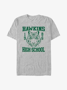 Stranger Things Hawkins High School 1986 T-Shirt T Shirt Stranger Things, Hawkins High School, Stranger Things Style, Stranger Things Outfit, Stranger Things Tshirt, Summer Fashion Inspiration, Book Shirts, Big And Tall Outfits, T Shirt Costumes