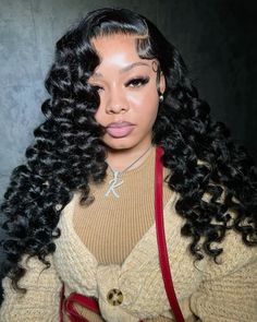 Kash Doll Curls, Christmas Hair Black Women, Birthday Wig Styles For Black Women, Cute Winter Hairstyles For Black Women, Valentine’s Day Hair Black Women, Valentine Day Hairstyles For Black Women, New Years Hairstyles Black Women, Birthday Styles Hair For Black Women, Black Frontal Wig Hairstyles