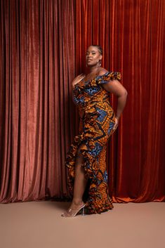 African Print Maxi Dress, Xxxl Dress, Traditional Dresses Designs, African Inspired Clothing, Infinity Dress, African Print Dresses, African Style, Beach Getaways, Print Dresses