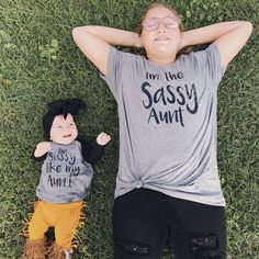 "I'm Sassy Like my Aunt" Matching with the sassy Auntie! This is just the women's tee, matching Sassy Aunt shirt sold here! These shirts run a size small. Aunt Photo, Aunt And Niece Shirts, Party Hoodies, Auntie Life, Baby Aunt, Vinyl Creations, Sassy Shirts, Aunt Shirt, Sibling Photography