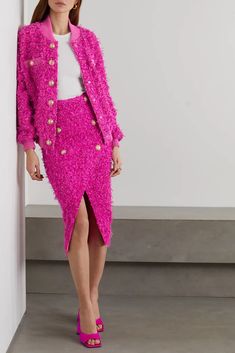 Outfit Fucsia, Tweed Outfit, Balmain Clothing, Chanel Outfit, Dress Suit, Winter Dress, High Rise Jeans, One Piece Swimwear, Casual Jacket