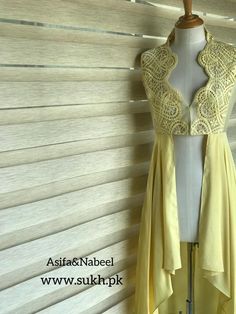 Simple Ethnic Wear, New Dress Design Indian, Western Dresses For Women, Latest Model Blouse Designs, Unique Blouse, Designer Dresses Casual, Party Wear Indian Dresses