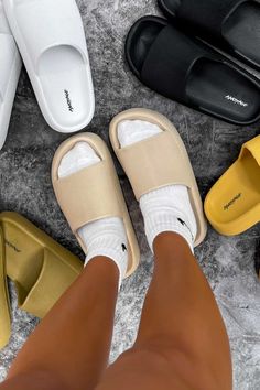 CLARA Flat Slider Sandals - Beige Men House, Pillow Slippers, Shower Sandals, Cute Slides, Beige Sandals, Fashion Shoes Sandals, Slides For Women, Slider Sandals, Summer Slide