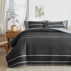 PRICES MAY VARY. 💎 3 PIECE KING QUILT SET - Includes 1 reversible quilt (104" x 90") and 2 shams (20" x 36"), No Pillow Insert Includes. Ultra soft microfiber, quilted with high quality 220 GSM fiber. Elegant white striped and dark gray (look like black), contrast color design, modern and simply look, refresh your room well. Perfect use in your living room, guest room and vacation room. 💎 Cozy & DURABLE USE - Perfect quilt for warmer weather, you can use it with a top sheet or thin blanket in Black Contrast Color, Black Bedspread, Weighted Comforter, Grey Boho, Black Comforter, Big Block Quilts, King Quilt Sets, Boho Quilt, Toddler Bed Set