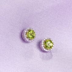 5mm Round Genuine Natural Green Peridot Jewelry Women, Peridot Gemstone Studs, Mother's Day Gift Peridot Gemstone Round Earrings, Round Peridot Gemstone Earrings, Peridot Gemstone Earrings, Skull Jewelry Women, Buy Earrings Online, Tiffany And Co Necklace, Peridot Jewelry, Buy Earrings, Nickel Free Earrings