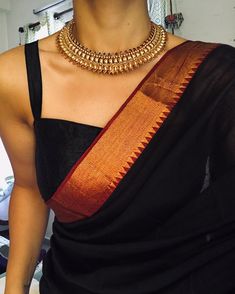 Black saree with gold border and gold choker necklace #Frugal2Fab Black Sari, Saree Jackets, Indian Sari Dress, Sari Design, Diana Penty, Sari Blouse Designs, Indian Saree Blouses Designs, Indian Fashion Saree