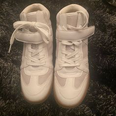 Just Fab Wedge Sneaker White Size 7 Brand New No Box White Wedge Sneakers With Platform, Trendy White Wedge Sneakers, Just Fab Shoes, Justfab Shoes, Womens Shoes Wedges, Wedge Sneaker, Sneakers White, Color White, Wedges