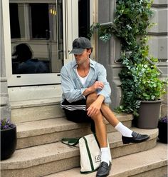 5 Inch Shorts Men Outfit, France Aesthetic Outfit, Indie Summer Outfits, Indie Dark, Outfit Verano, France Outfits, Nyc Fits, Men's Short Hair