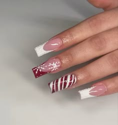 Sqaure Nails, Pink Christmas Nails, New Years Nails, Winter Nails Acrylic, Nails Winter, Girly Acrylic Nails, Pretty Gel Nails, Almond Acrylic Nails, Christmas Nails Acrylic