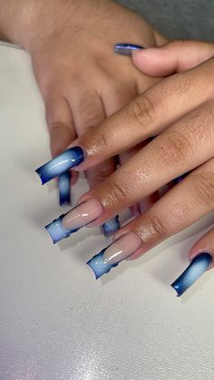 Blue, auta, chrome, airbrush nails Blue Aura Nails With Chrome, Nails With Airbrush Designs, Nails Acrylic Airbrush, Blue Air Brush Nails, Air Spray Nails, Airbrush Design Nails, Airbrush Nail Designs Ombre, Air Brush Nail Design, Air Brush Nail Designs Ideas