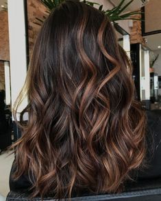 Brown Hair Cuts, Medium Brown Hair, Caramel Hair, Hair Color Light Brown, Caramel Highlights, Brown Hair Balayage