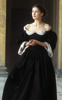 17th Century Fashion Women, The Libertines, Period Movies, Rosamund Pike, Screen Caps, Costume Drama, Century Clothing, Vintage Gowns, Period Costumes