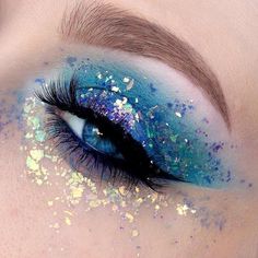 Carnaval Make-up, Make Up Designs, Mekap Mata, Video Makeup, Rave Makeup, Make Up Videos, Eye Makeup Designs