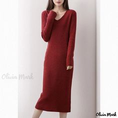 Olivia Mark - Merino Wool Knitted Midi Dress with Slim Fit, Over-the-Knee Length, and Figure-Hugging Design. Elegant Knee Length Dresses, Knee Length Sweater, Velvet Evening Gown, Merino Wool Dress, Skirt Bodycon, Wool Knitted Dress, Bodycon Sweater Dress, Bodycon Sweater, Slim Fit Sweater